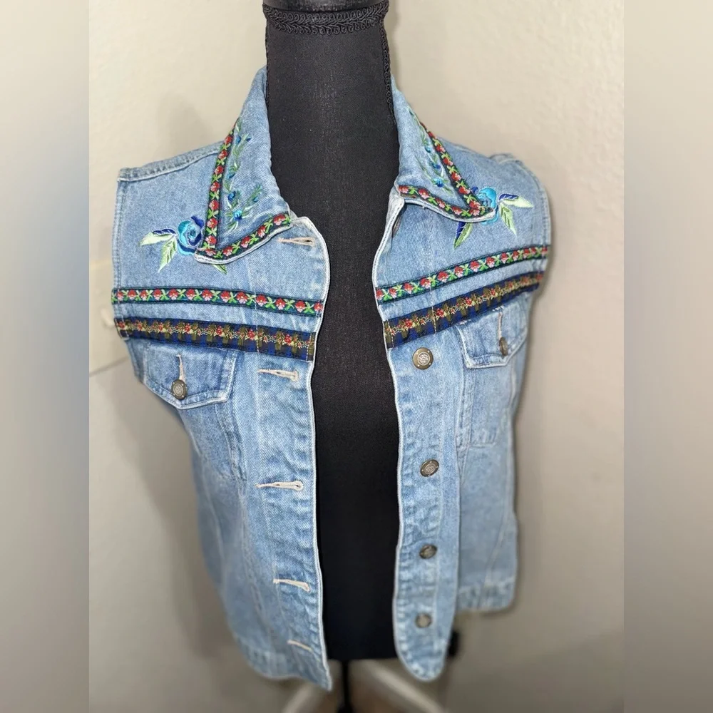 Vintage Bill Blass Denim Vest Embroidered Boho Western Floral 90s- Medium - Picture 5 of 8
